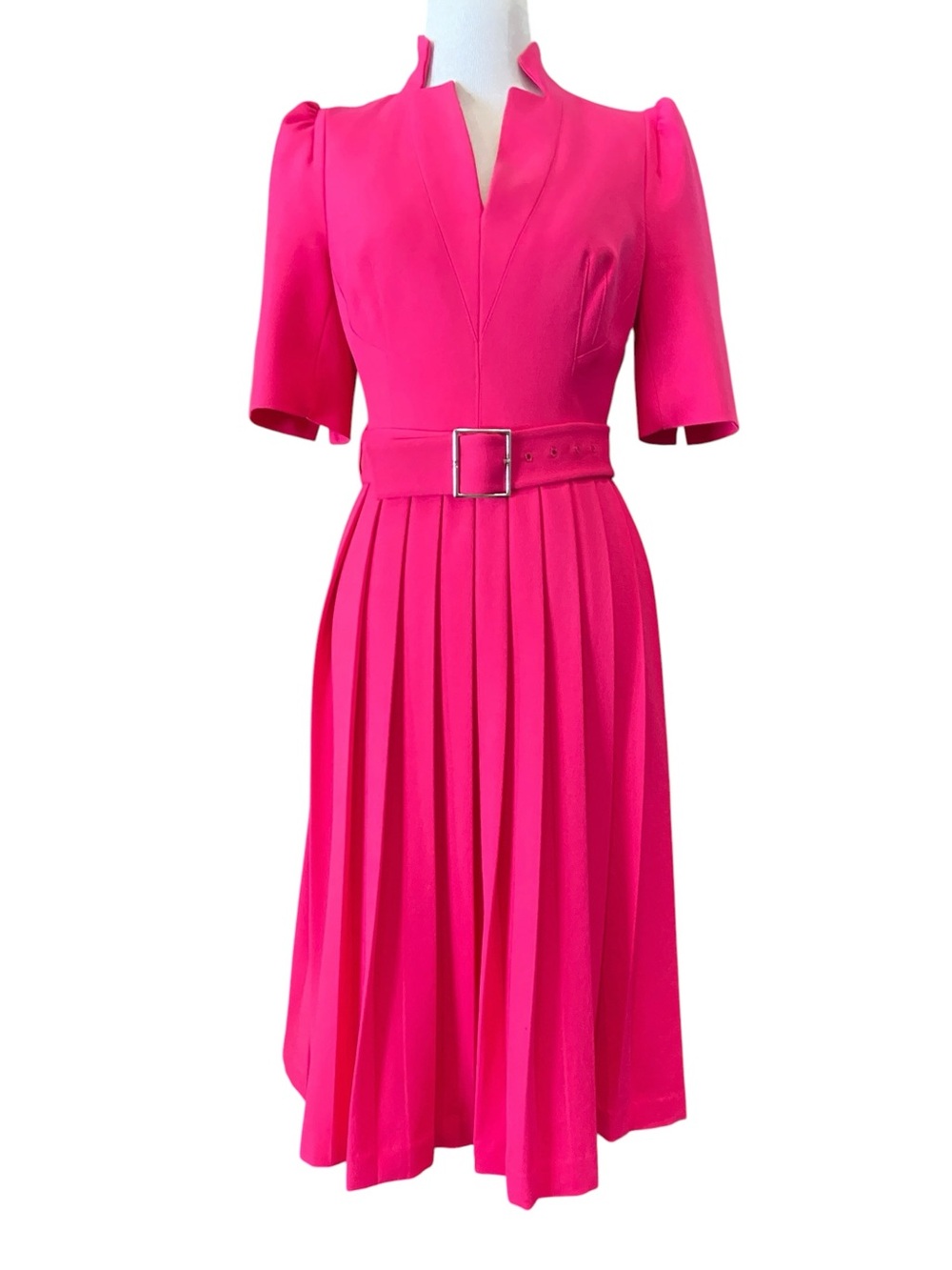 Karen Millen elevated buisness dress. Pink pleated. Like new